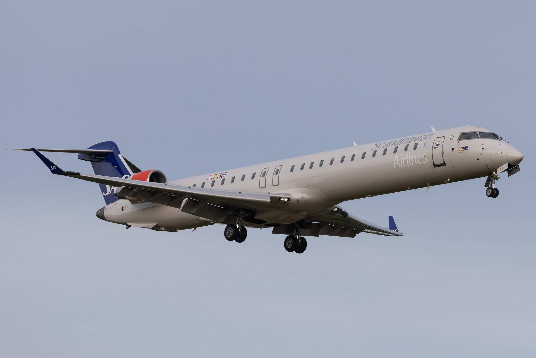 Hamburg Airport: SAS (SK / SAS) | Operator: Cityjet | Mitsubishi CRJ-900LR CRJ9 | EI-FPP | MSN 15435