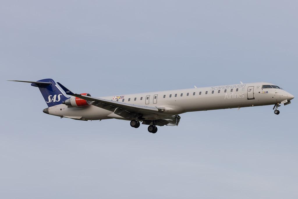 Hamburg Airport: SAS (SK / SAS) | Operator: Cityjet | Mitsubishi CRJ-900LR CRJ9 | EI-FPP | MSN 15435