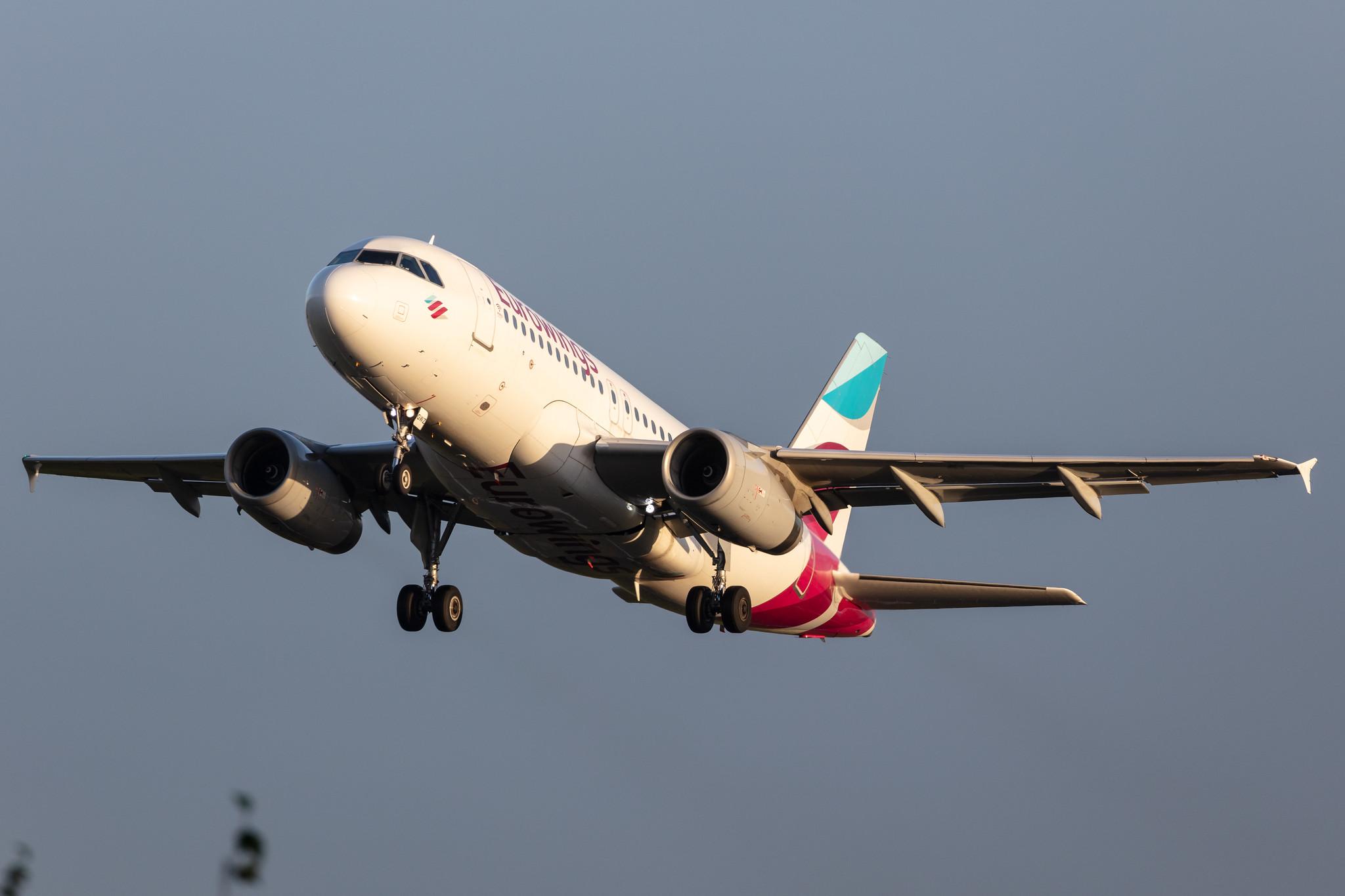 Hamburg Airport: Eurowings (EW / EWG) |  Airbus A319-132 A319 | D-AGWZ | MSN 5978