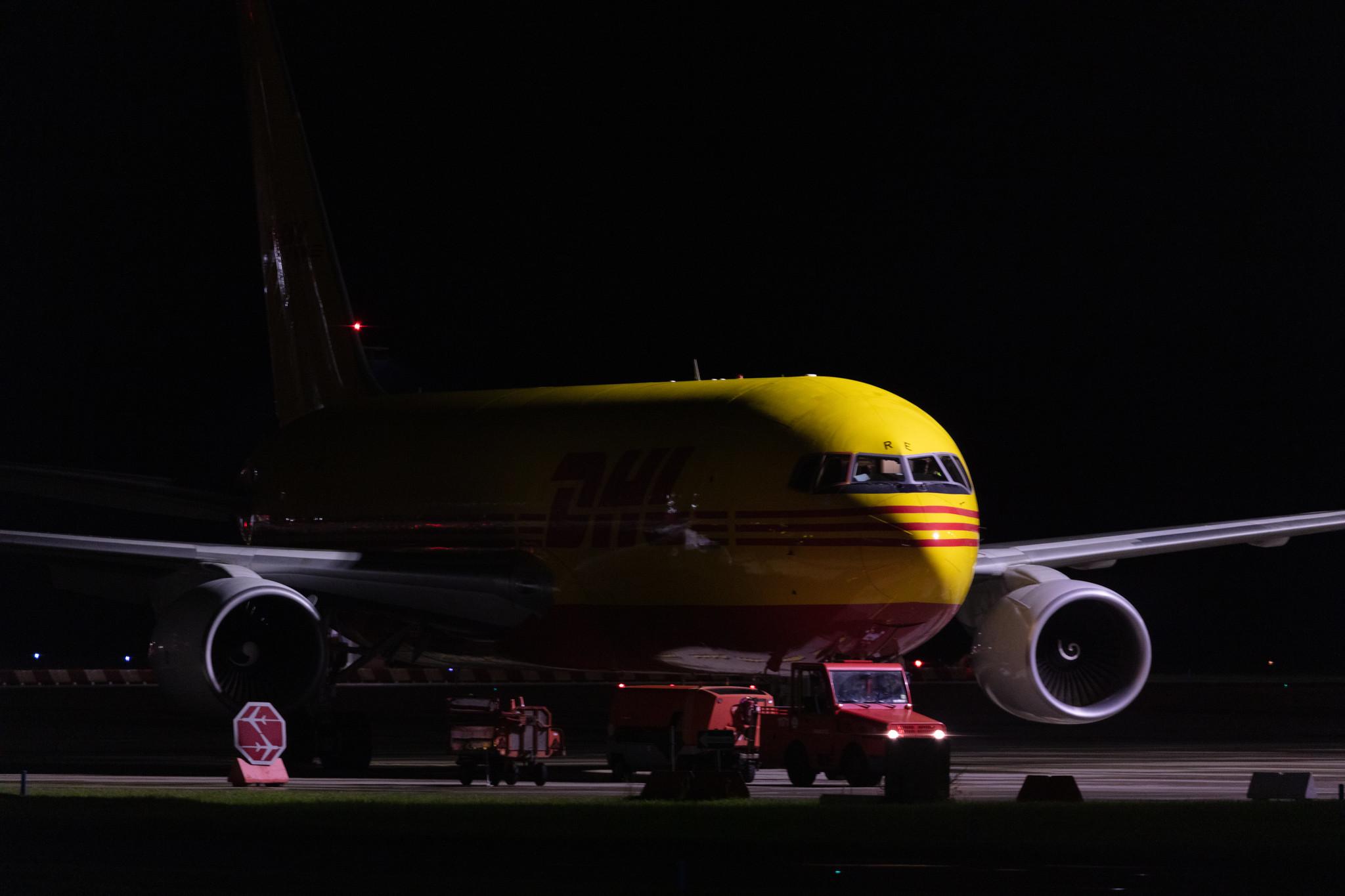 Hamburg Airport: DHL (D0 / DHK) | Operator: Skytaxi |  Boeing 767-281(BDSF) B762 | SP-MRE | MSN 23146