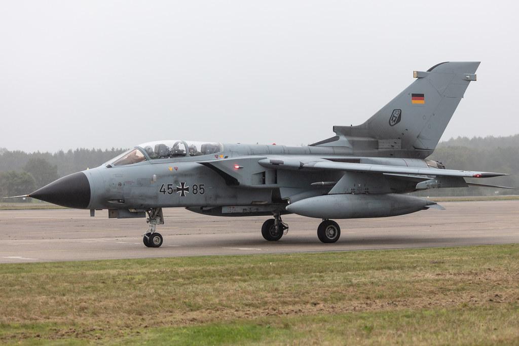 Fliegerhorst Hohn: German Air Force (/ GAF) | Panavia Tornado IDS   | 45+85 | MSN 708/GS226/4285