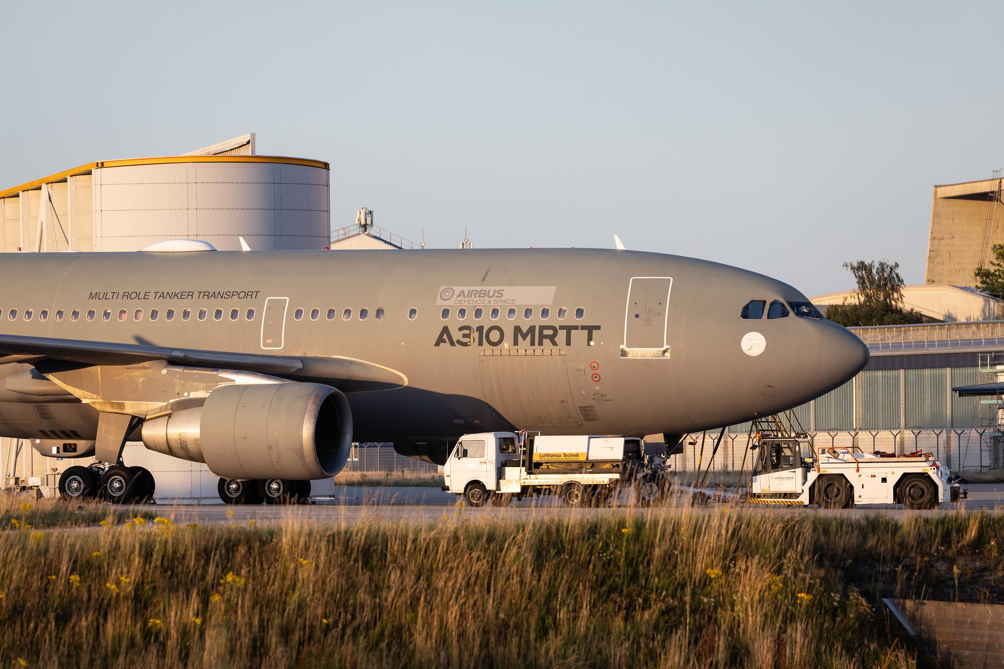 Hamburg Airport: Airbus (/ AIB) | Airbus A310-324(MRTT) A310 | EC-HLA | MSN 489
