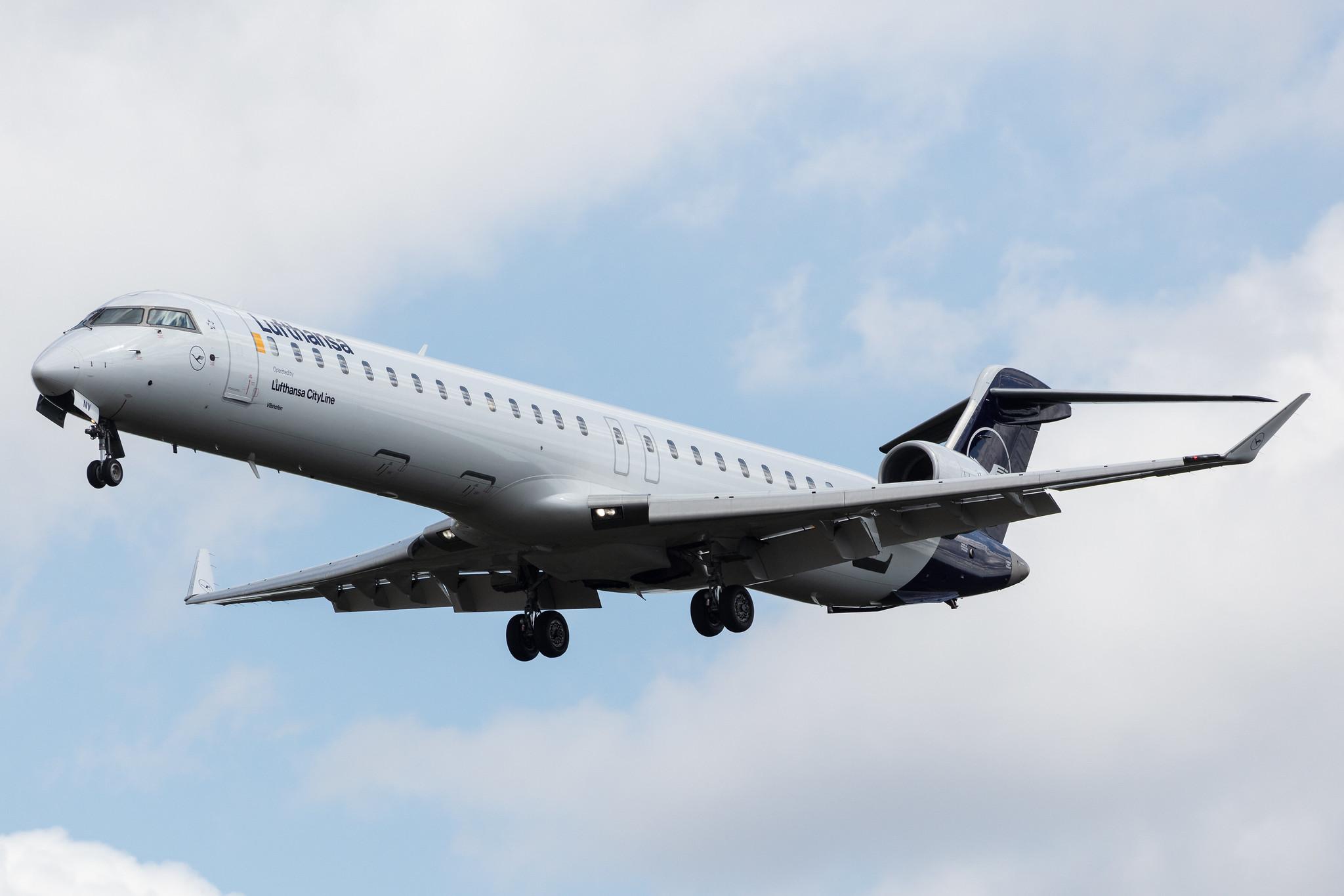 Frankfurt Airport: Lufthansa (LH / DLH) | Operator: Lufthansa CityLine |  Mitsubishi CRJ-900LR CRJ9 | D-ACNV | MSN 15268