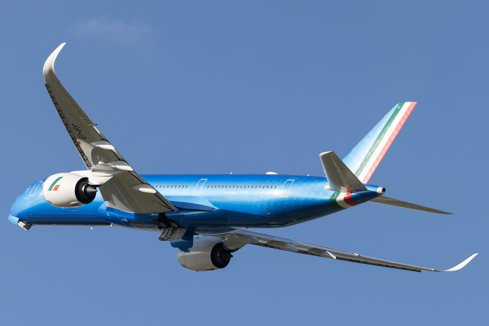 Hamburg Airport: ITA Airways (AZ / ITY) |  Airbus A350-941 A359 | EI-IFF | MSN 283