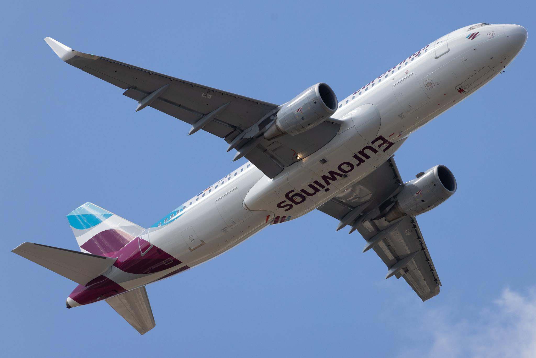 Hamburg Airport: Eurowings (EW / EWG) | Airbus A320-214 A320 | D-AEWO | MSN 7394