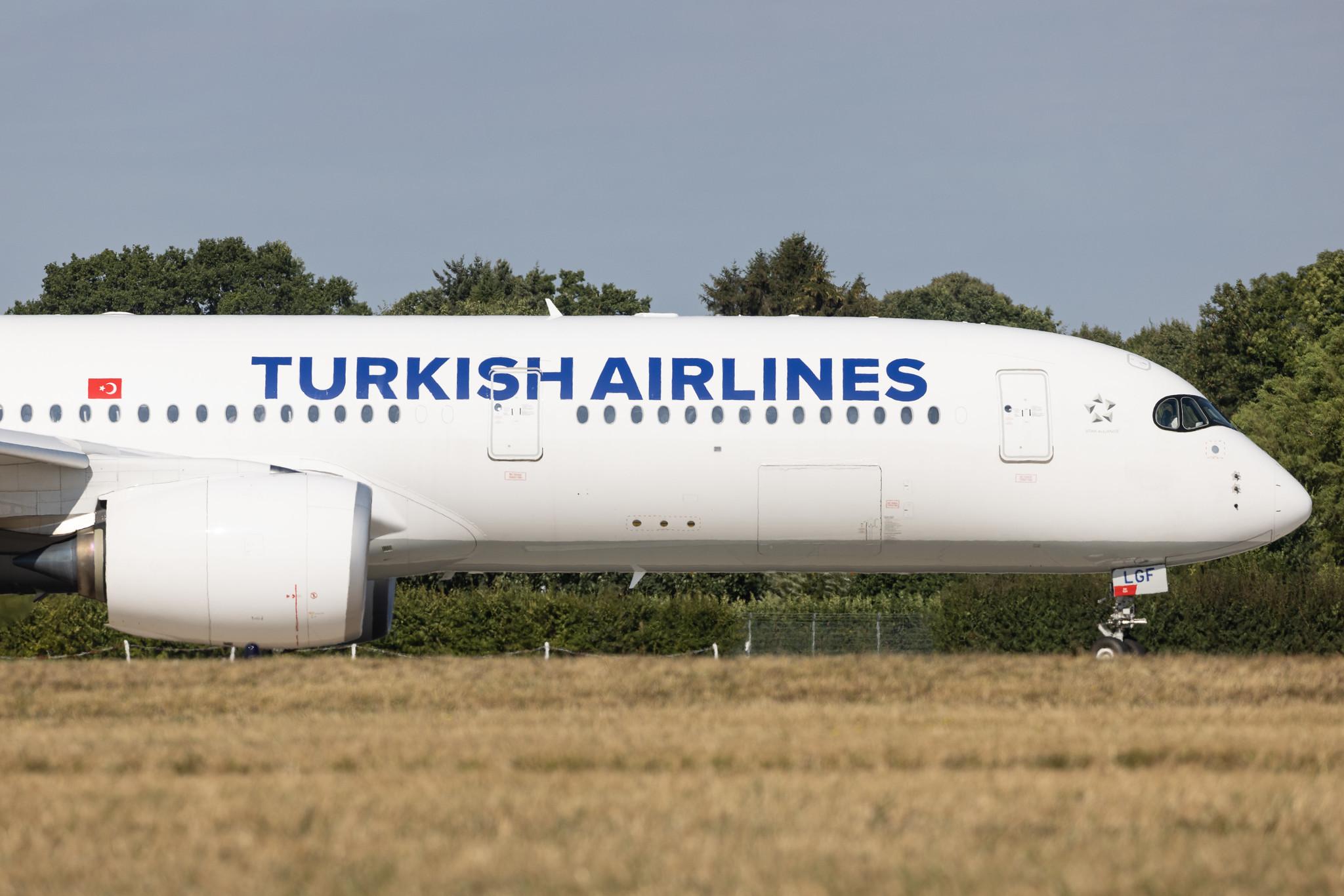 Hamburg Airport: Turkish Airlines (TK / THY) | Airbus A350-941 A359 | TC-LGF | MSN 496