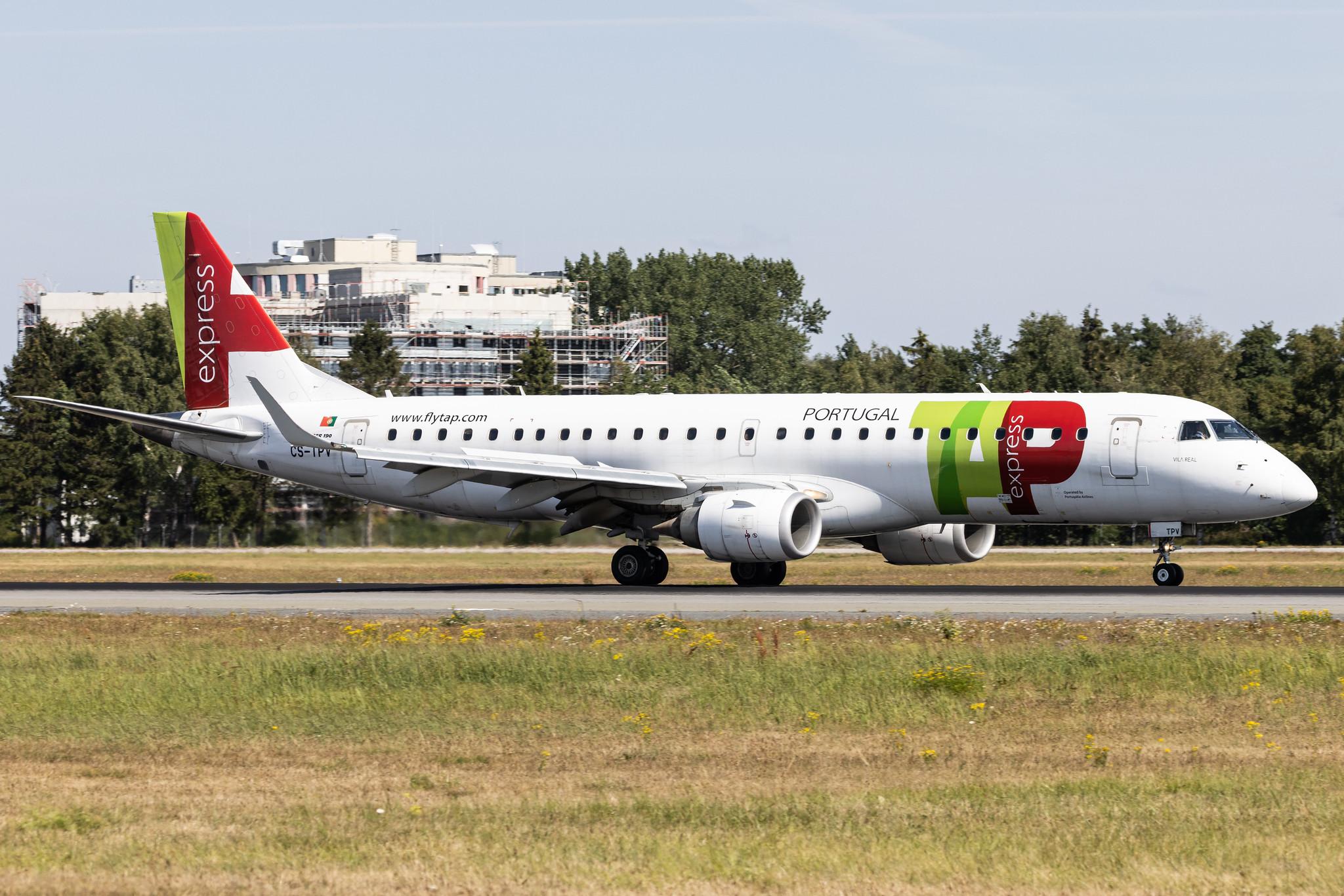 Hamburg Airport: TAP Express (TP / TAP) | Operator: Portugália Airlines | Embraer E190LR E190 | CS-TPV | MSN 19000541