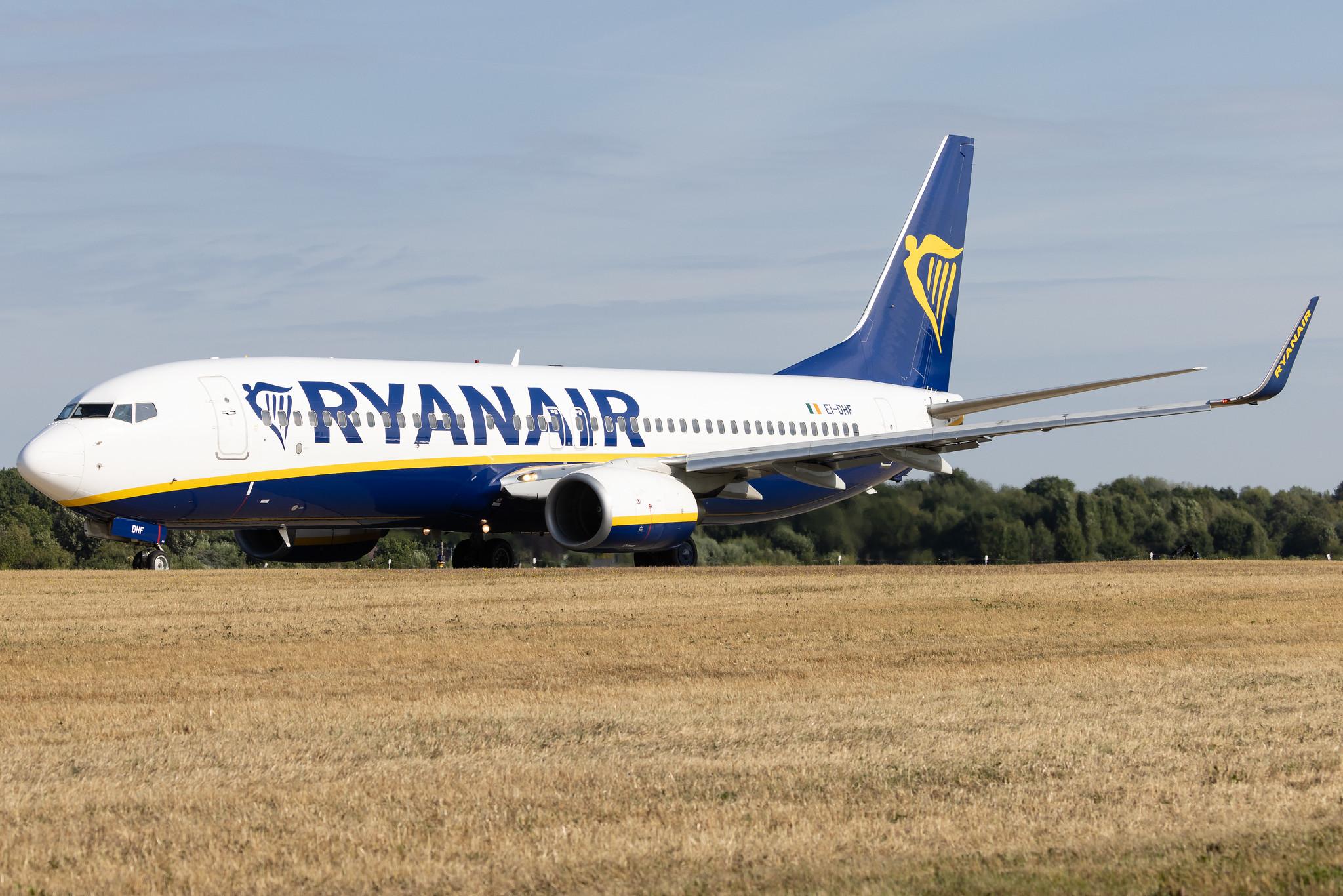 Hamburg Airport: Ryanair (FR / RYR) | Boeing 737-8AS B738 | EI-DHF | MSN 33575