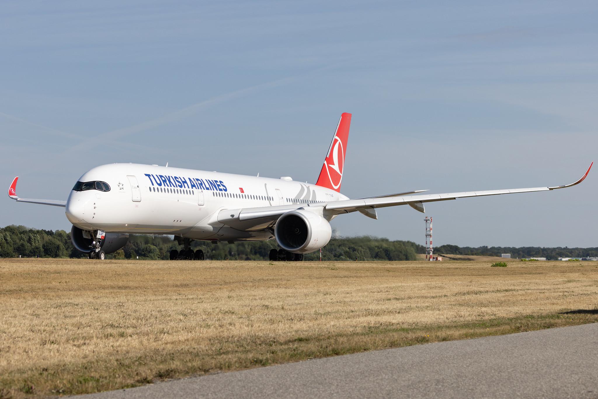Hamburg Airport: Turkish Airlines (TK / THY) | Airbus A350-941 A359 | TC-LGF | MSN 496