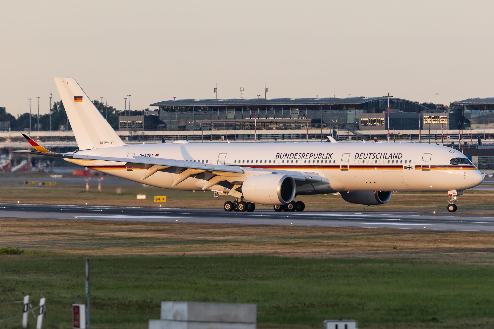 Hamburg Airport: German Air Force (/ GAF) | Airbus A350-941CJ A359 | D-AGVT | MSN 468