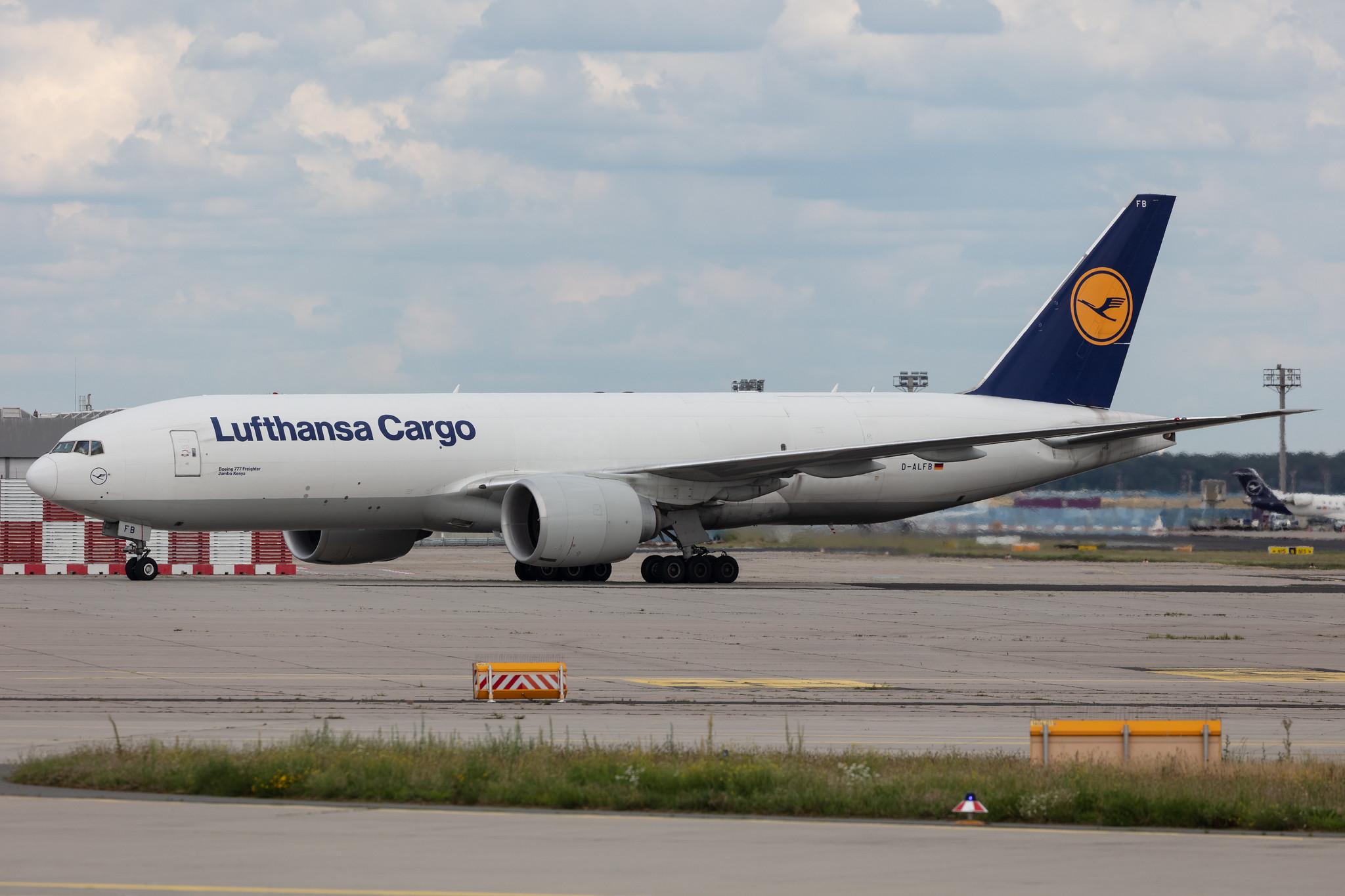Frankfurt Airport: Lufthansa Cargo (/ GEC) |  Boeing 777-FBT B77L | D-ALFB | MSN 41675