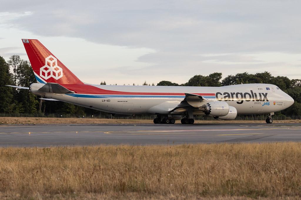 Luxembourg Findel Airport: Cargolux (CV / CLX) | Boeing 747-8R7F B748 | LX-VCI | MSN 35822