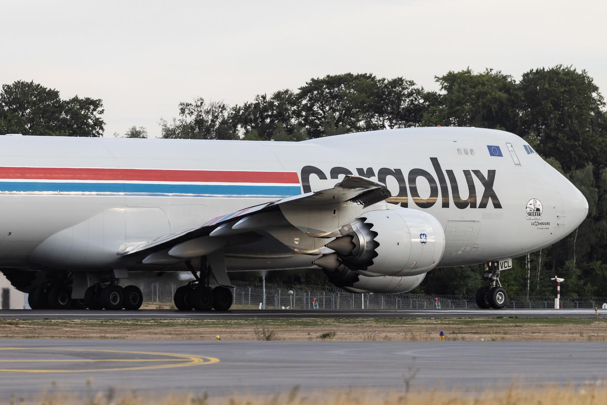 Luxembourg Findel Airport: Cargolux (CV / CLX) |  Boeing 747-8R7F B748 | LX-VCL | MSN 35823
