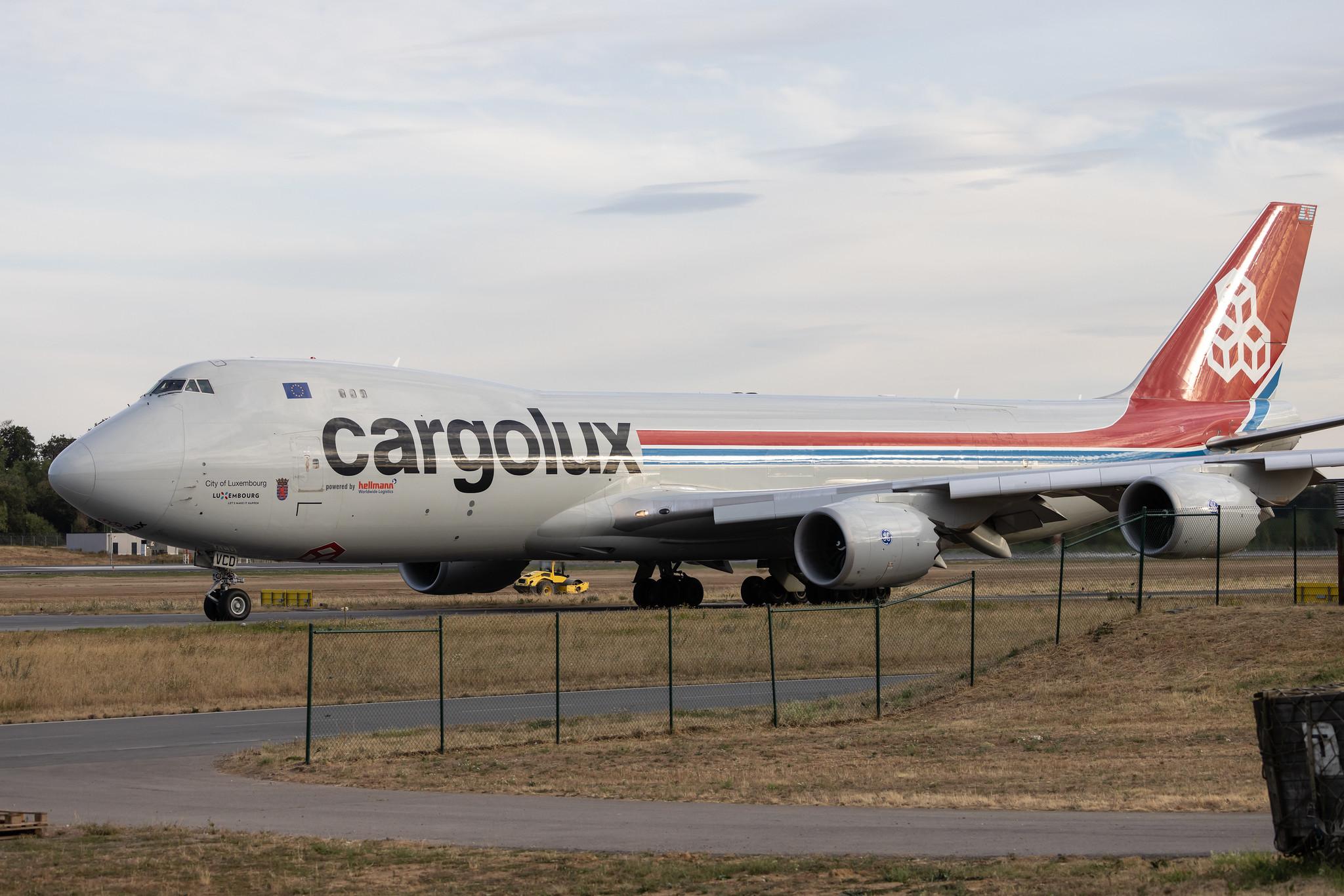 Luxembourg Findel Airport: Cargolux (CV / CLX) |  Boeing 747-8R7F B748 | LX-VCD | MSN 35809