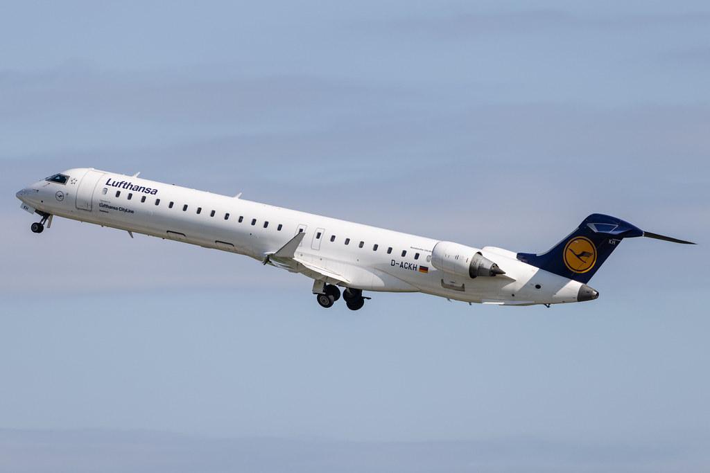 Munich Airport: Lufthansa (LH / DLH) | Operator: Lufthansa CityLine | Mitsubishi CRJ-900LR CRJ9 | D-ACKH | MSN 15085