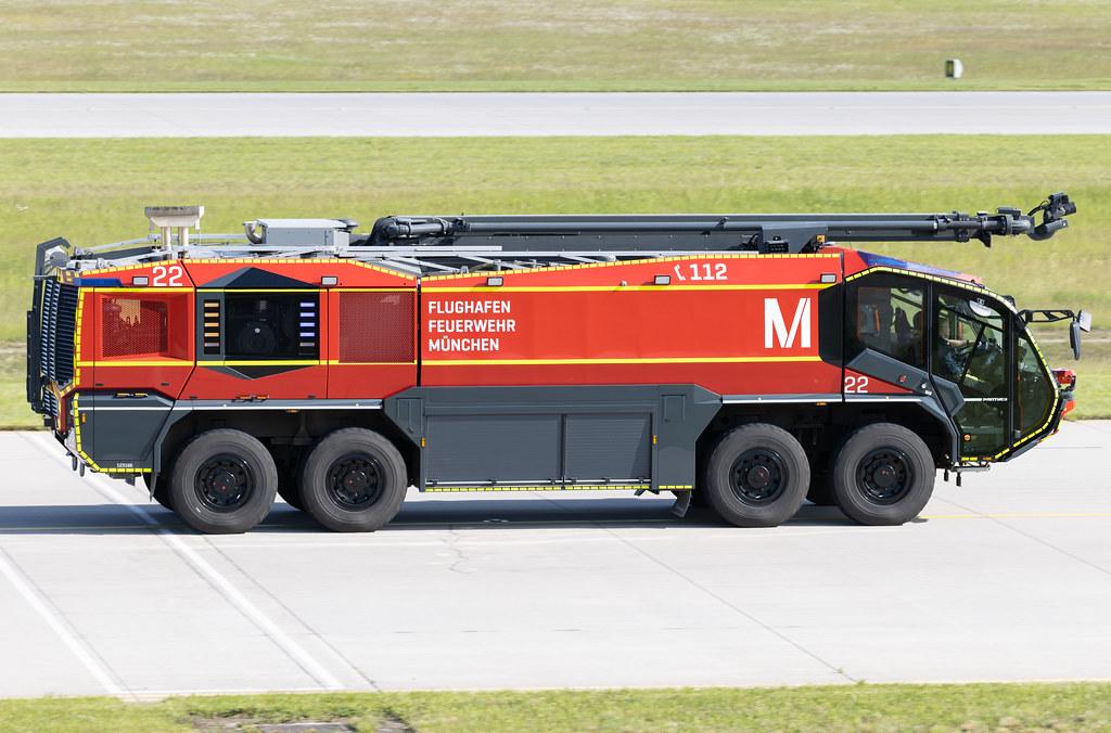 Munich Airport: Flughafen Feuerwehr München 22