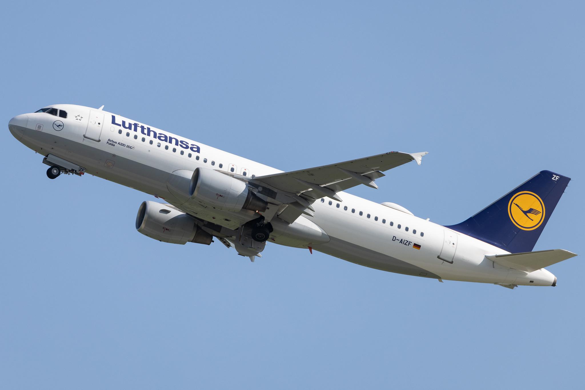 Munich Airport: Lufthansa (LH / DLH) | Airbus A320-214 A320 | D-AIZF | MSN 4289