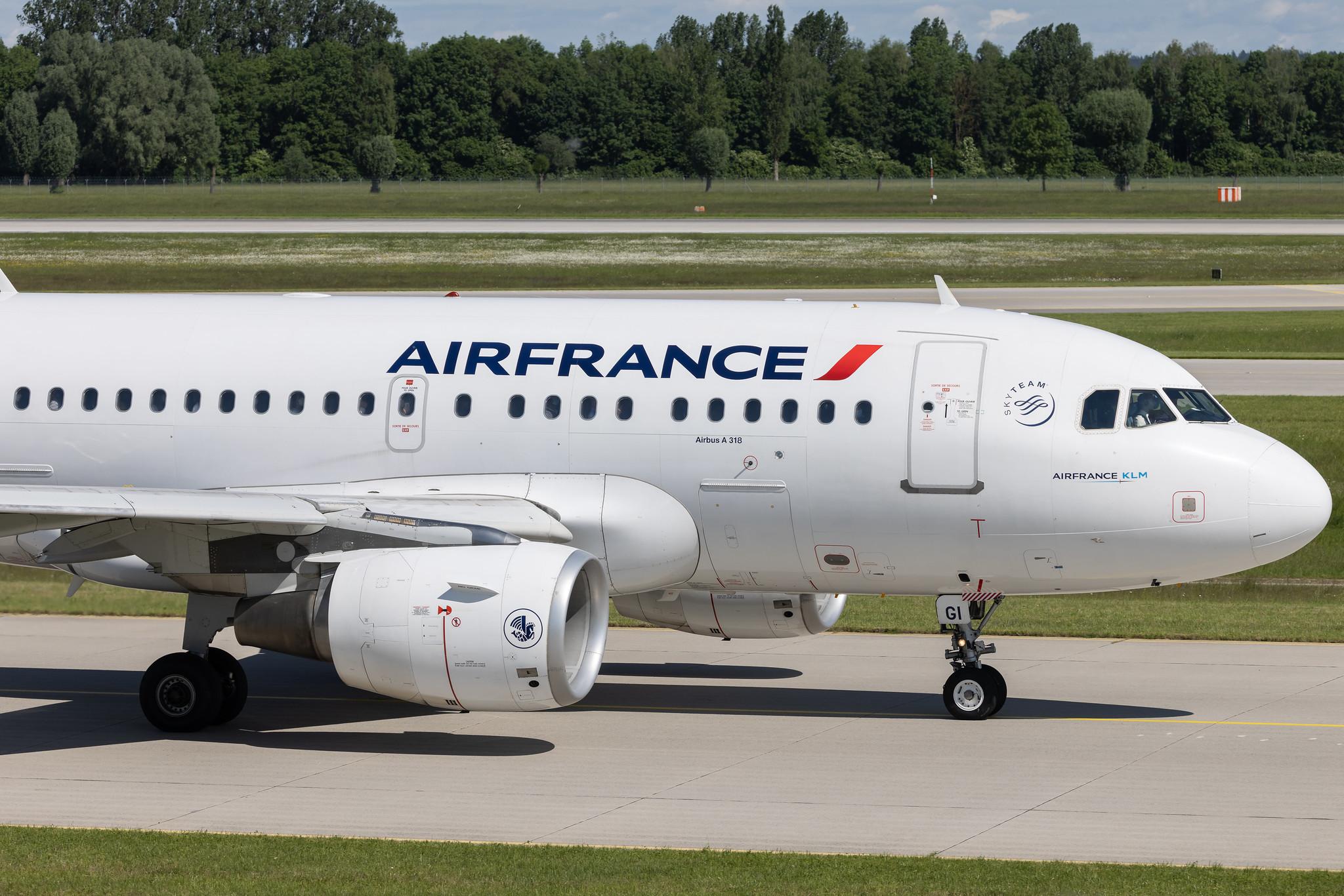 Munich Airport: Air France (AF / AFR) | Airbus A318-111 A318 | F-GUGI | MSN 2350