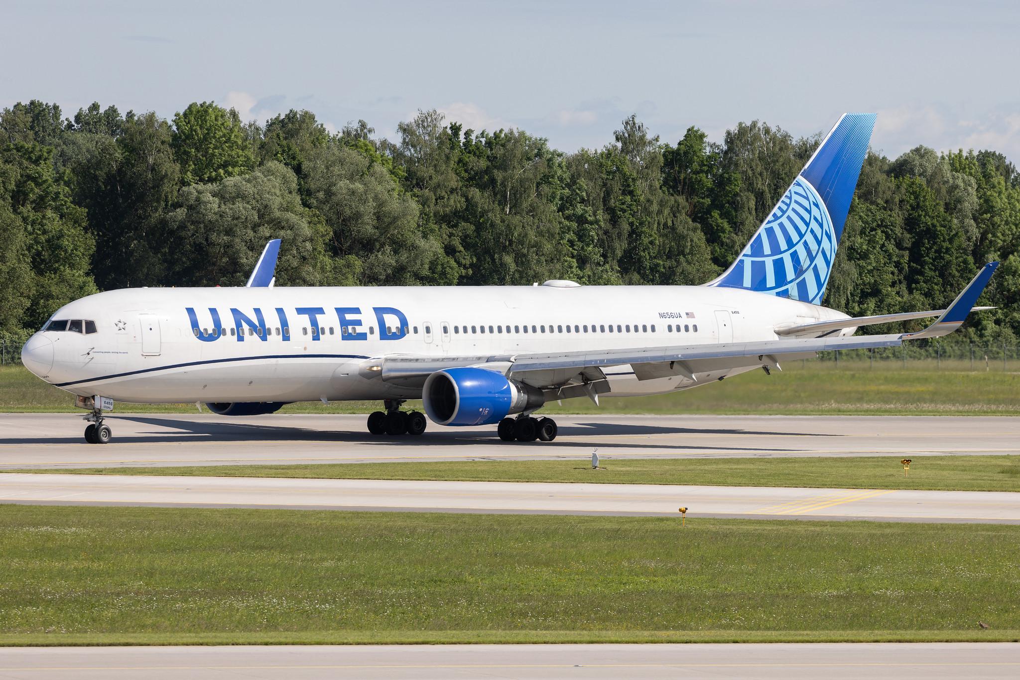 Munich Airport: United Airlines (UA / UAL) | Boeing 767-322(ER) B763 | N656UA | MSN 25394