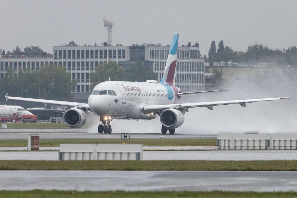 Hamburg Airport: Eurowings (EW / EWG) | Airbus A319-112 A319 | D-AKNT | MSN 2607