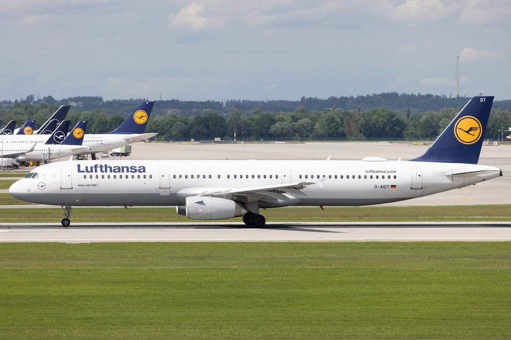 Munich Airport: Lufthansa (LH / DLH) | Airbus A321-231 A321 | D-AIDT | MSN 5087