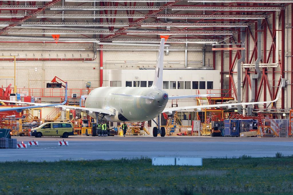 Hamburg Finkenwerder: Sichuan Airlines (3U / CSC) | Airbus A321-271NX A21N | D- | MSN 10948