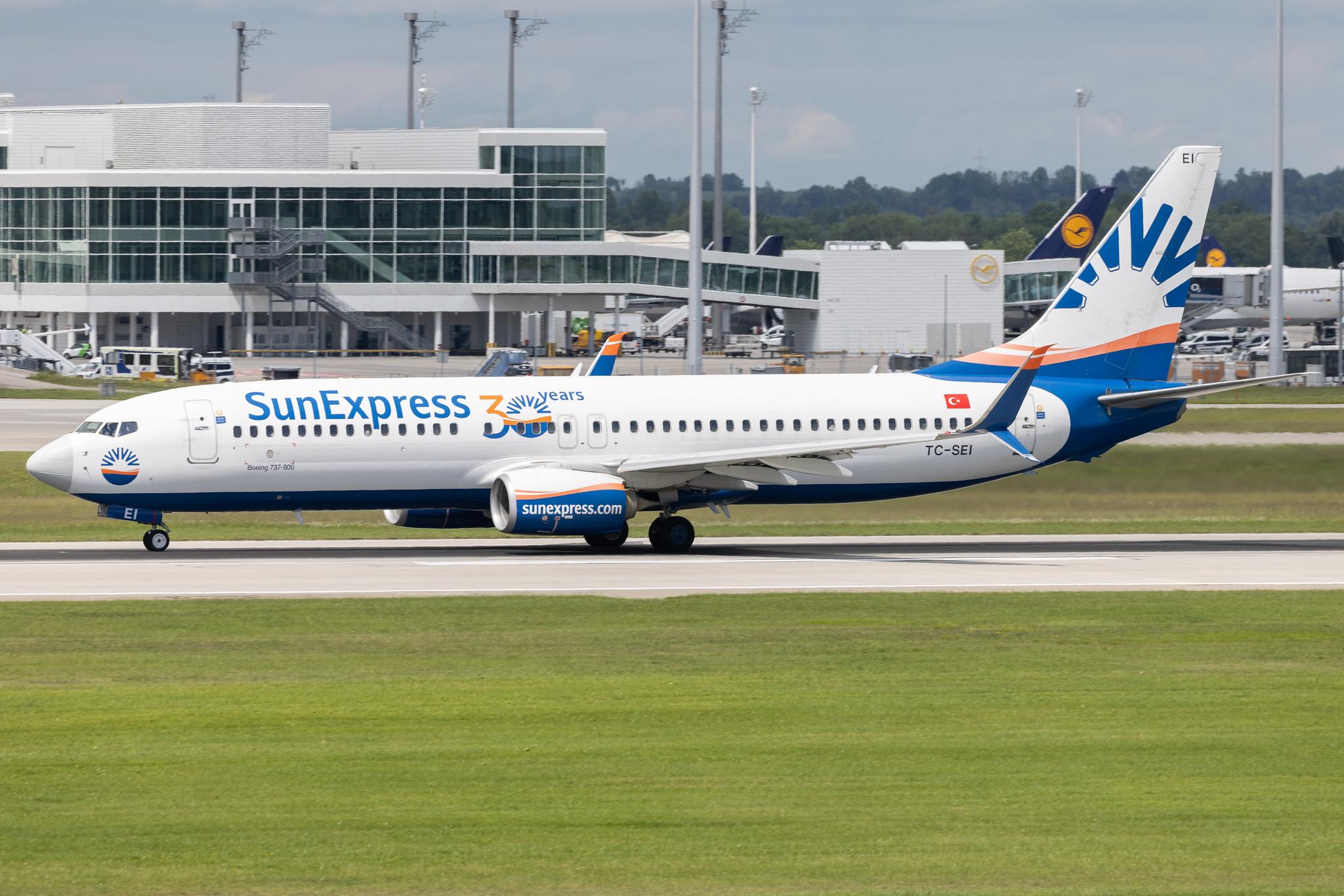 Munich Airport: SunExpress (XQ / SXS) | Boeing 737-8HC B738 | TC-SEI | MSN 61170