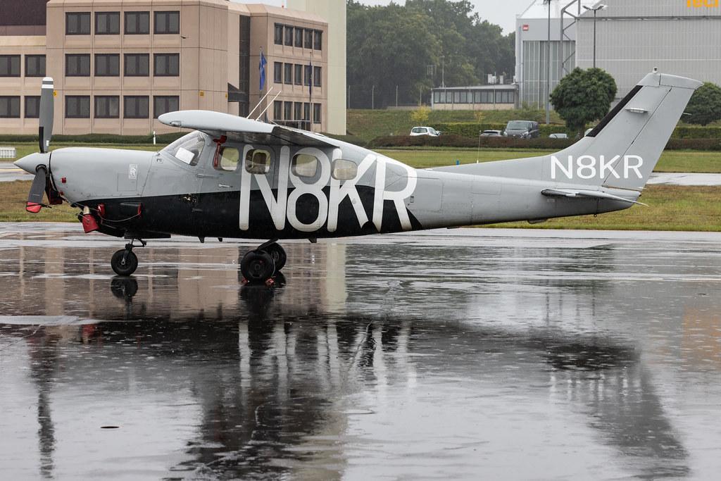 Hamburg Airport: Private owner | Cessna P210N Pressurized Centurion P210 | N8KR | MSN P21000709