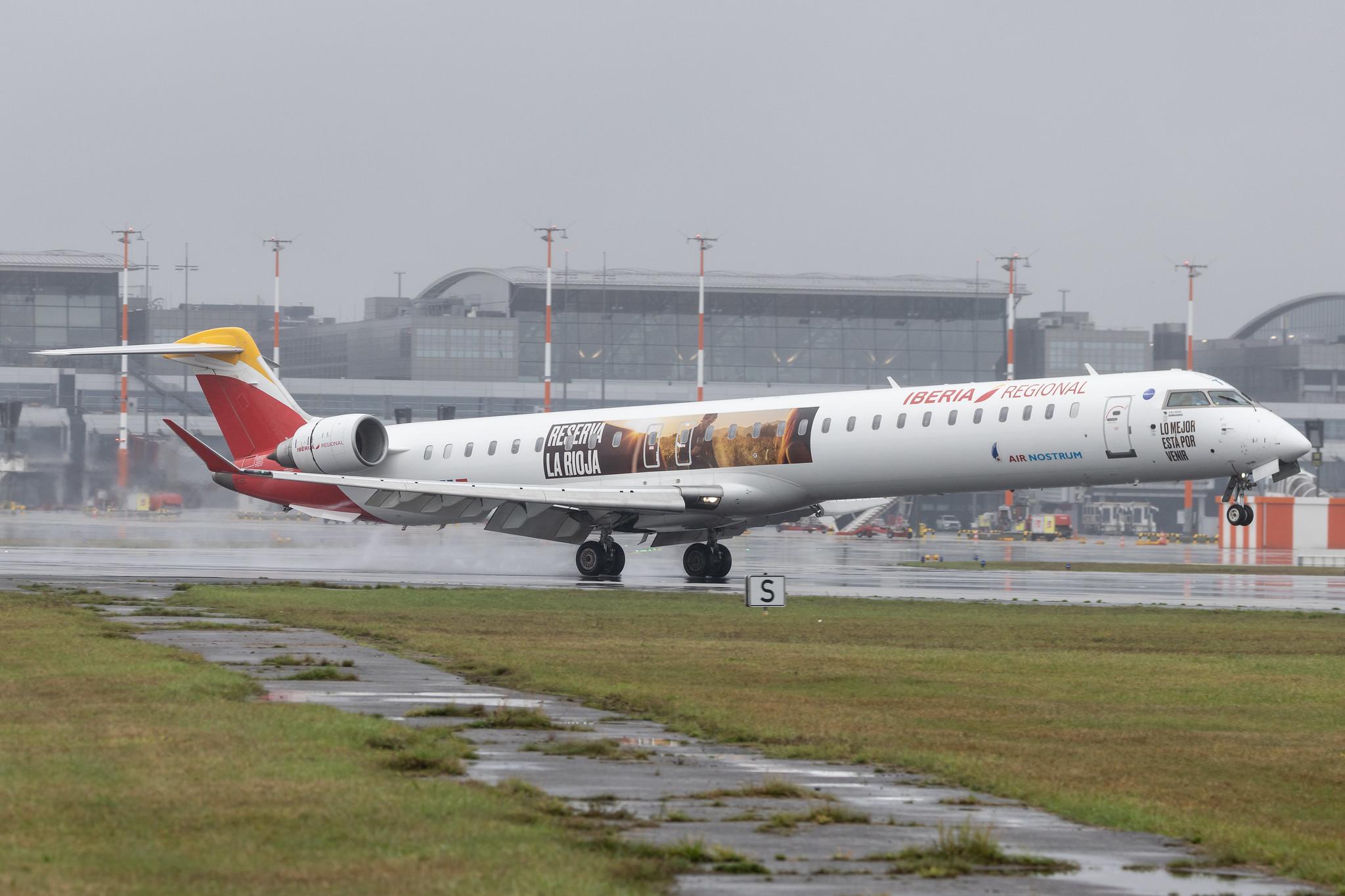 Hamburg Airport: Iberia Regional (IB / IBE) | Operator: Air Nostrum | Mitsubishi CRJ-1000 CRJX | EC-MTZ | MSN 19060
