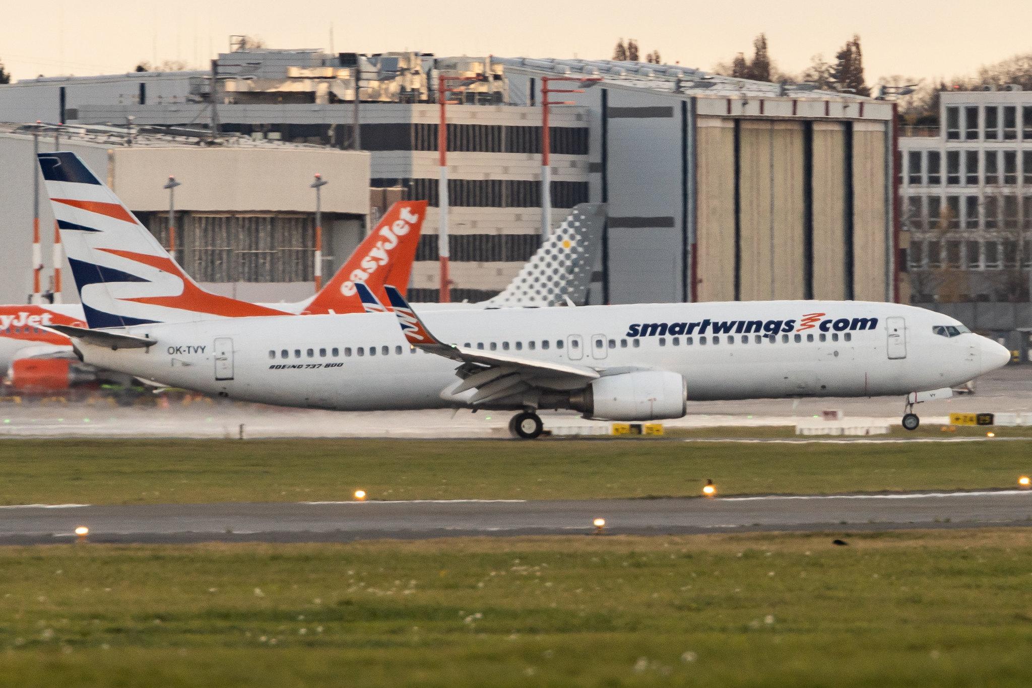 Hamburg Airport: Smartwings (QS / TVS) |  Boeing 737-8Q8 B738 | OK-TVY | MSN 30724