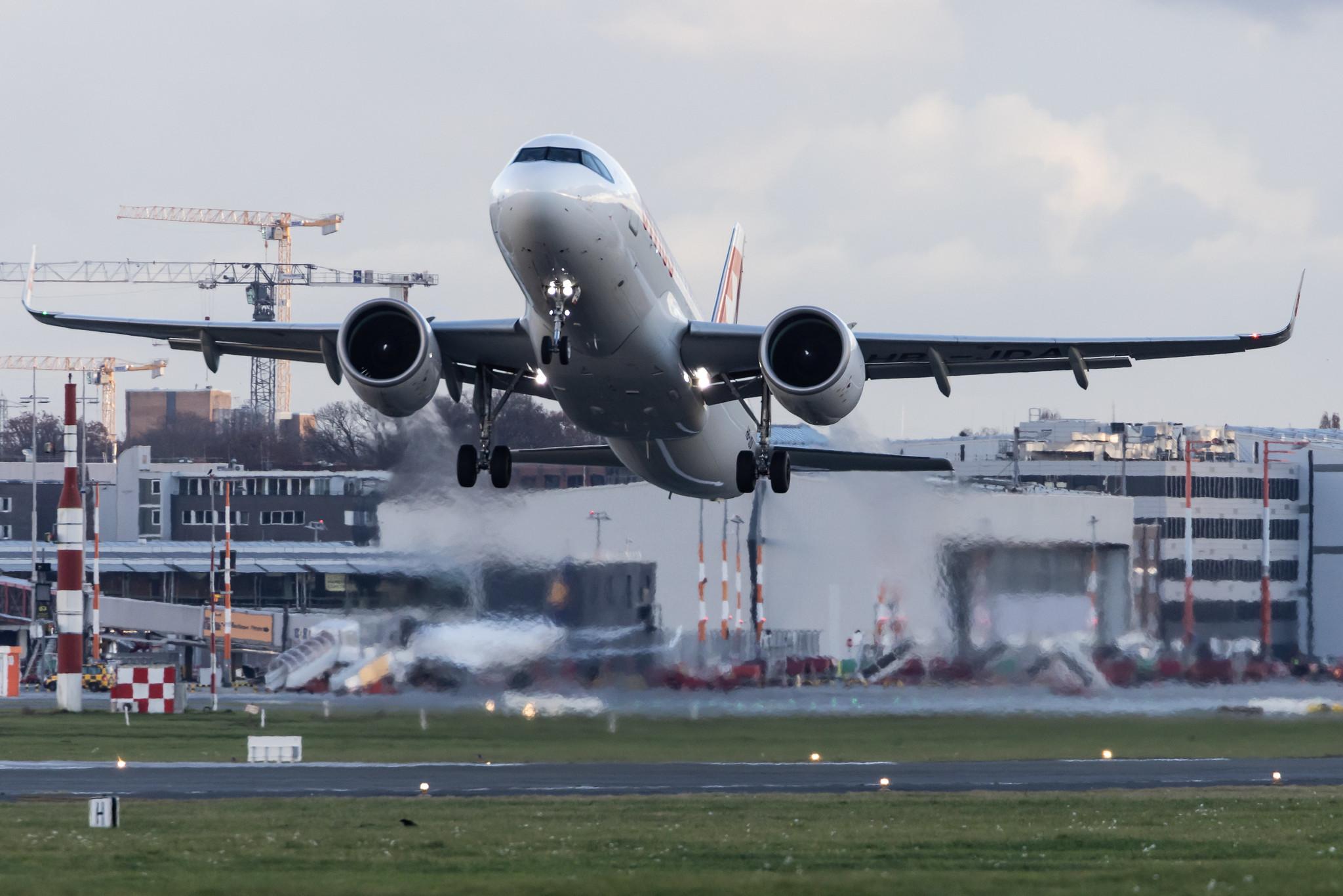 Hamburg Airport: Swiss (LX / SWR) |  Airbus A320-271N A20N | HB-JDA | MSN 9246