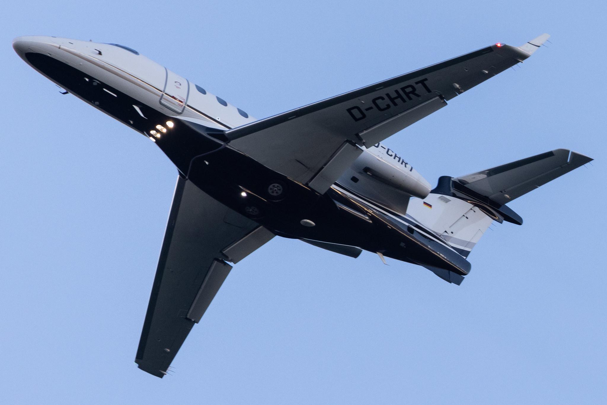 Hamburg Airport: Private owner |  Embraer Phenom 300 E55P | D-CHRT | MSN 50500198