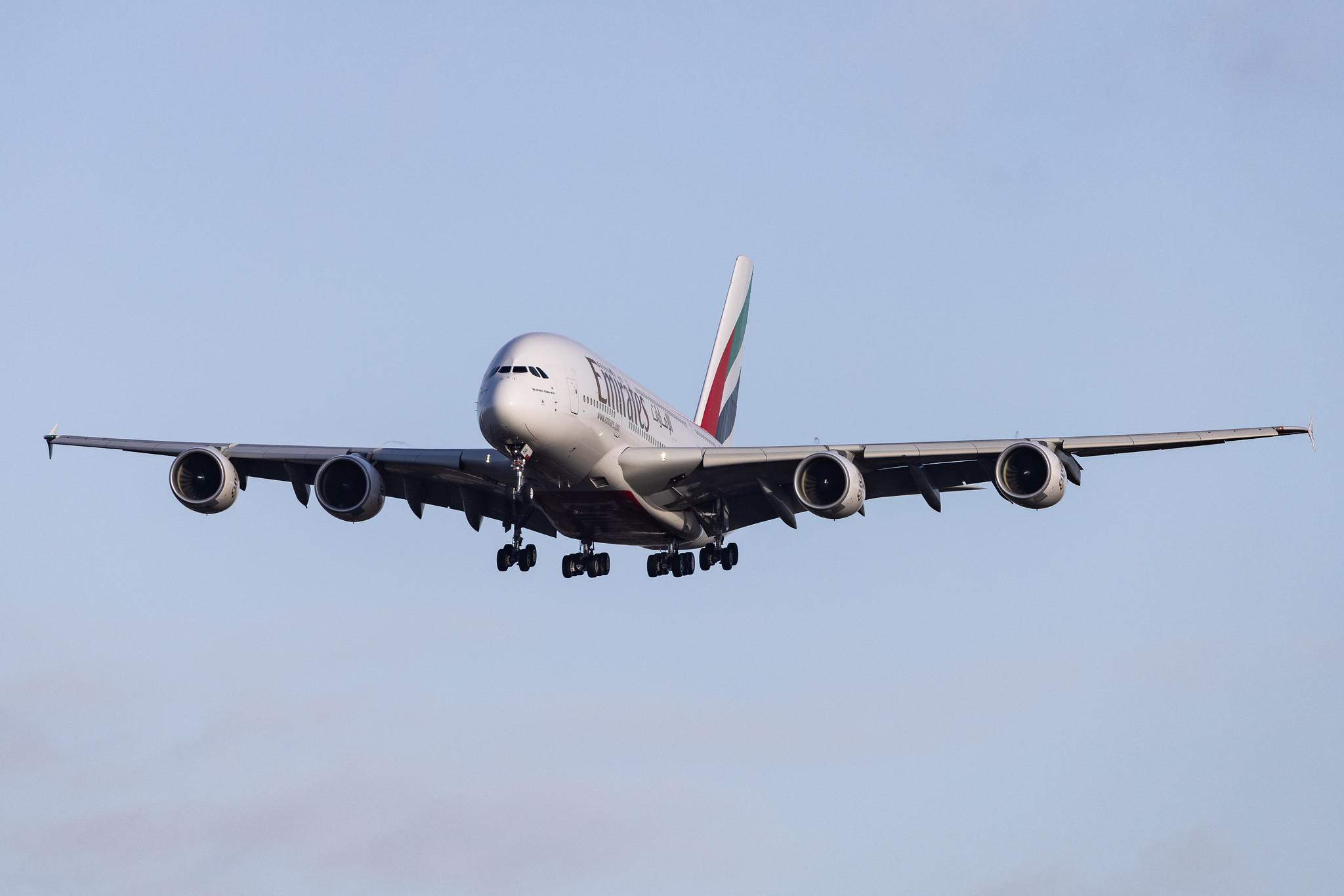 Hamburg Airport: Emirates (EK / UAE) |  Airbus A380-861 A388 | A6-EUB | MSN 213