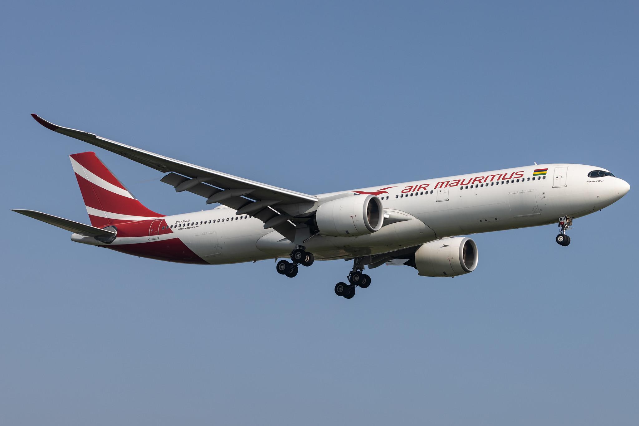 London Heathrow: Air Mauritius (MK / MAU) |  Airbus A330-941 A339 | 3B-NBU | MSN 1884