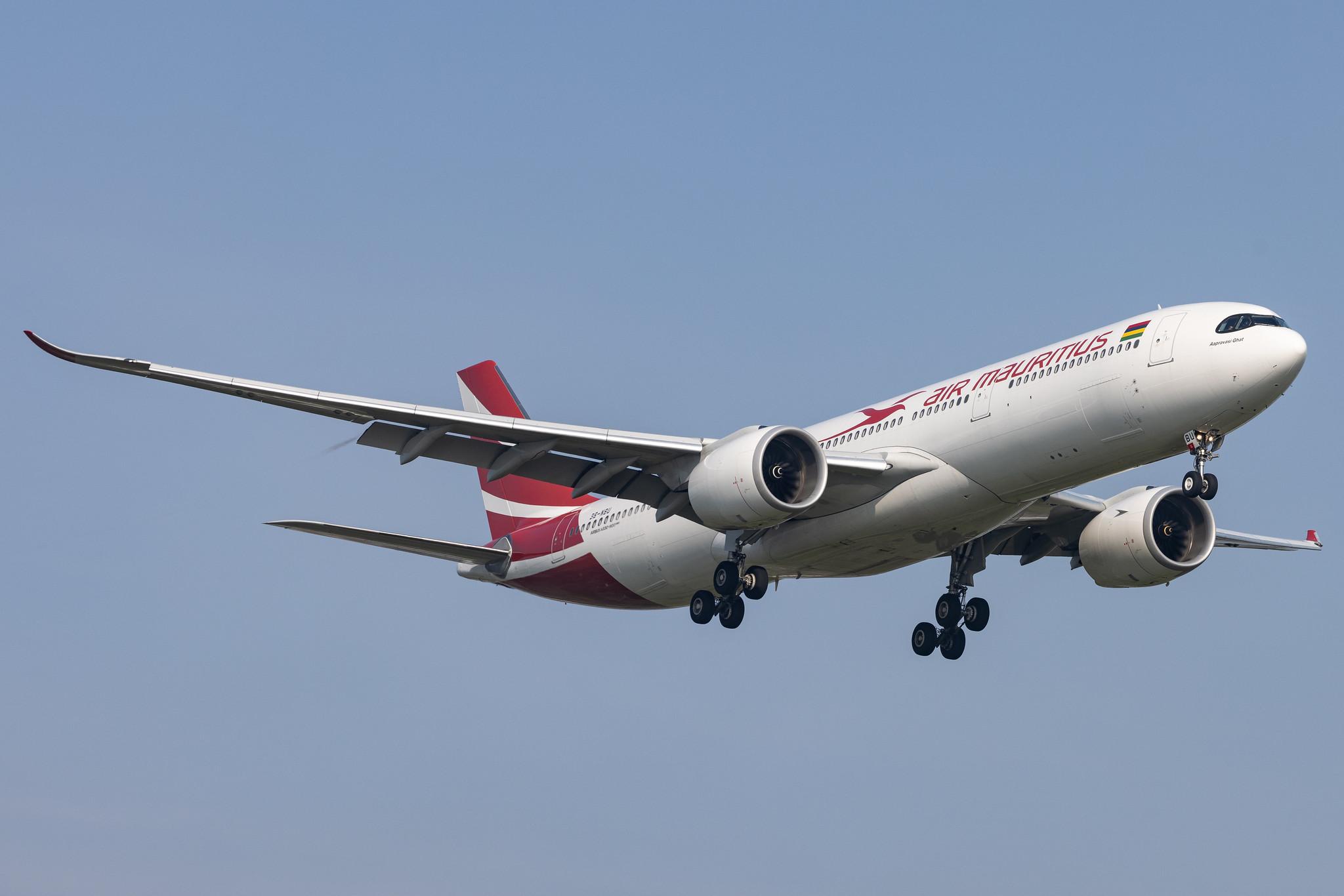 London Heathrow: Air Mauritius (MK / MAU) |  Airbus A330-941 A339 | 3B-NBU | MSN 1884