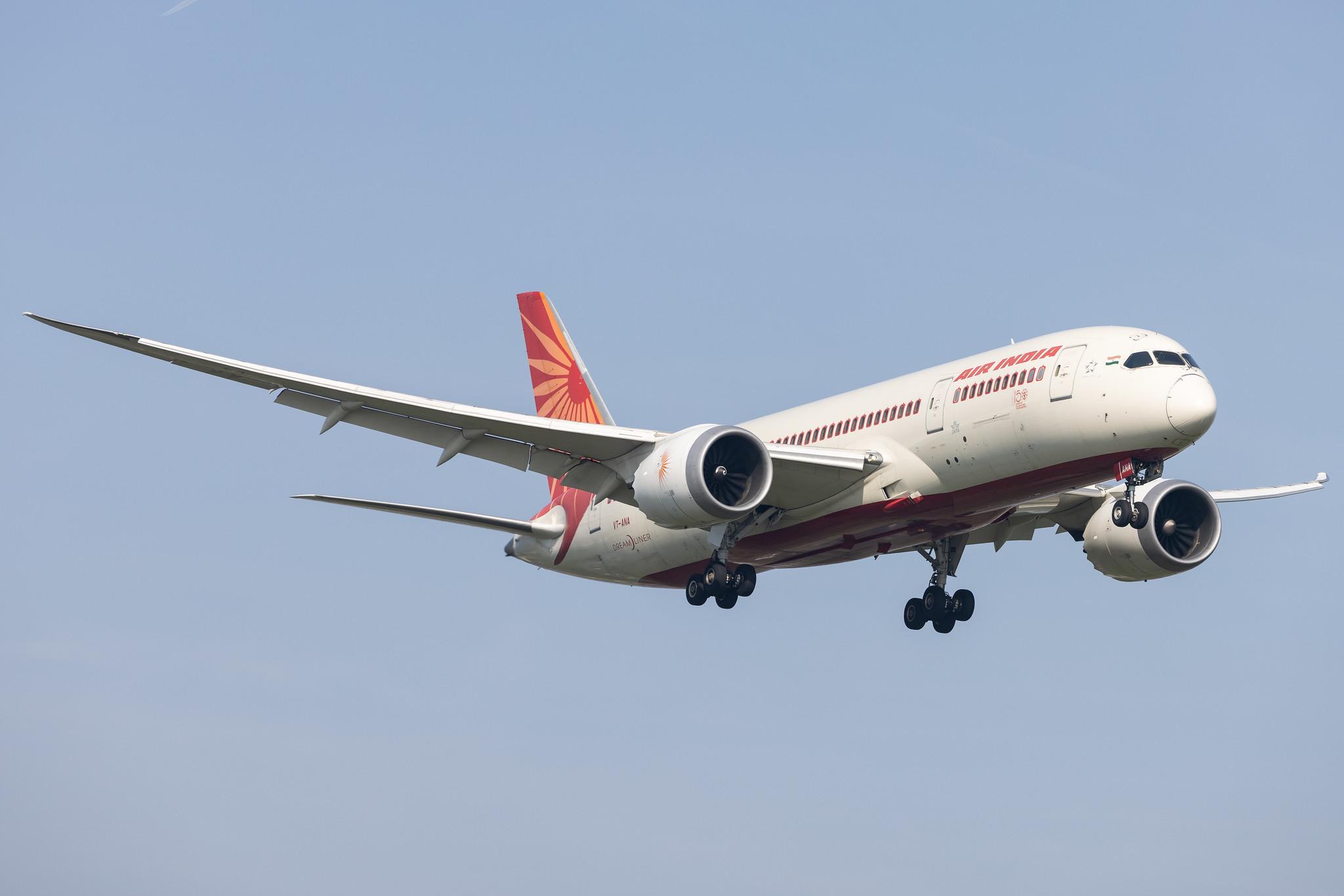 London Heathrow: Air India (AI / AIC) |  Boeing 787-8 Dreamliner B788 | VT-ANA | MSN 36273