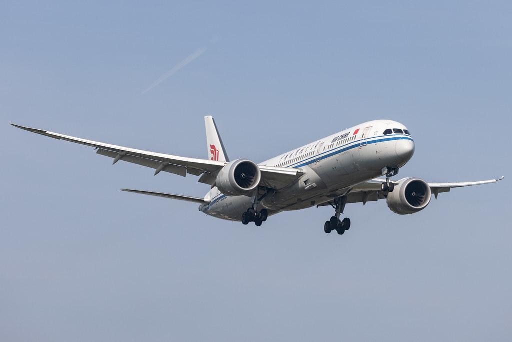 London Heathrow: Air China (CA / CAA) |  Boeing 787-9 Dreamliner B789 | B-7832 | MSN 34309