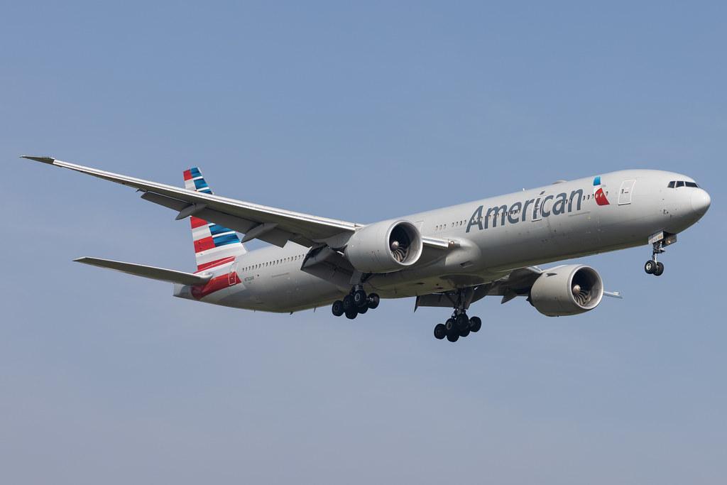 London Heathrow: American Airlines (AA / AAL) |  Boeing 777-323(ER) B77W | N732AN | MSN 31549