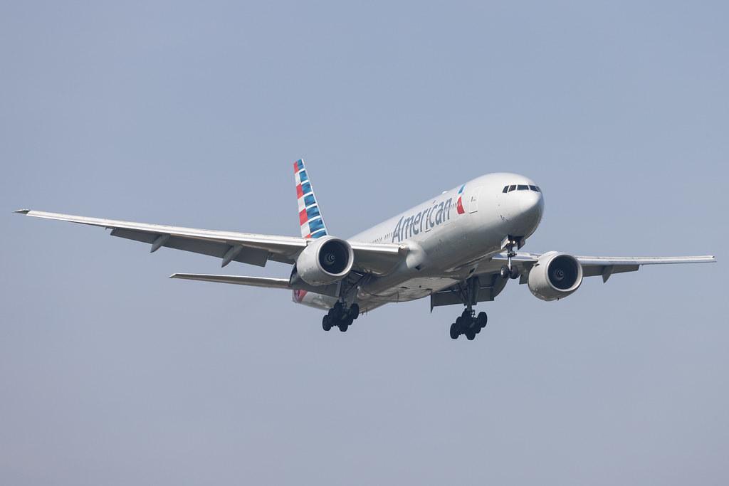 London Heathrow: American Airlines (AA / AAL) |  Boeing 777-223(ER) B772 | N799AN | MSN 30258