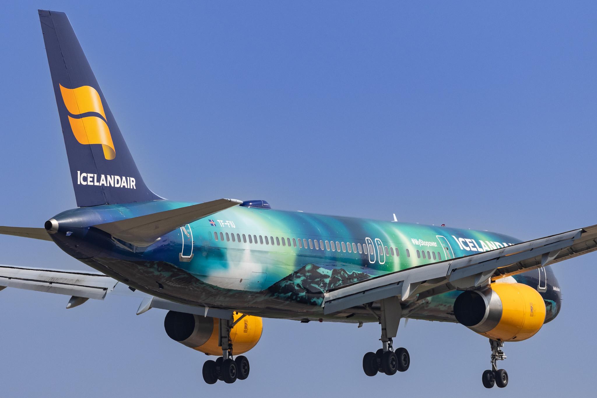 London Heathrow: Icelandair (FI / ICE) |  Livery: Aurora Borealis Livery |  Boeing 757-256 B752 | TF-FIU | MSN 26243