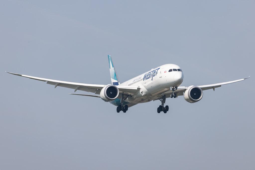 London Heathrow: Westjet (WS / WJA) |  Boeing 787-9 Dreamliner B789 | C-GMKS | MSN 64979