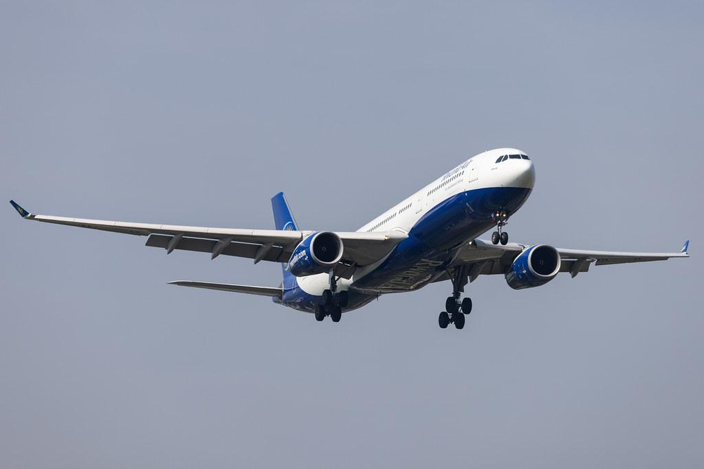 London Heathrow: RwandAir (WB / RWD) |  Airbus A330-343 A333 | 9XR-WP | MSN 1759