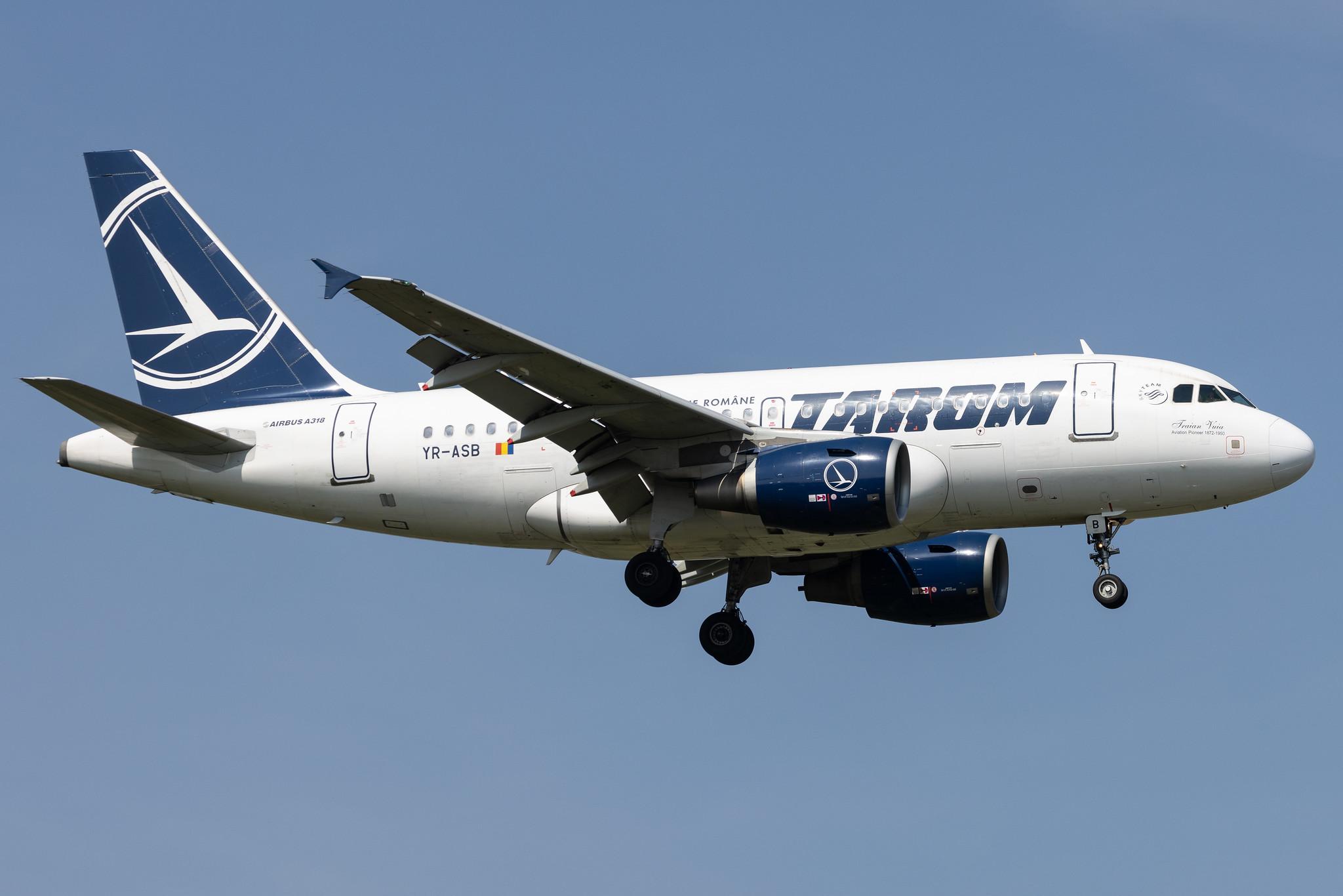 London Heathrow: Tarom (RO / ROT) |  Airbus A318-111 A318 | YR-ASB | MSN 2955