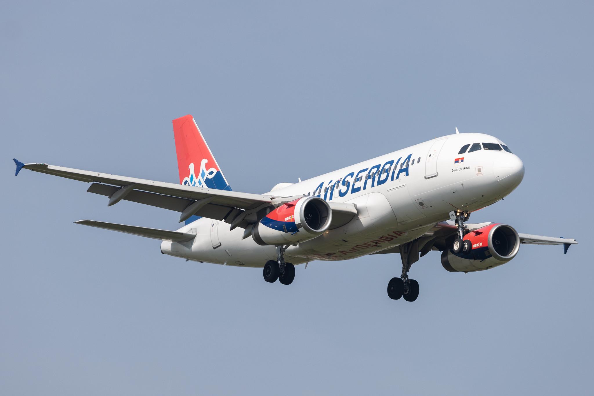 London Heathrow: AirSERBIA (JU / ASL) |  Airbus A319-132 A319 | YU-APF | MSN 3317