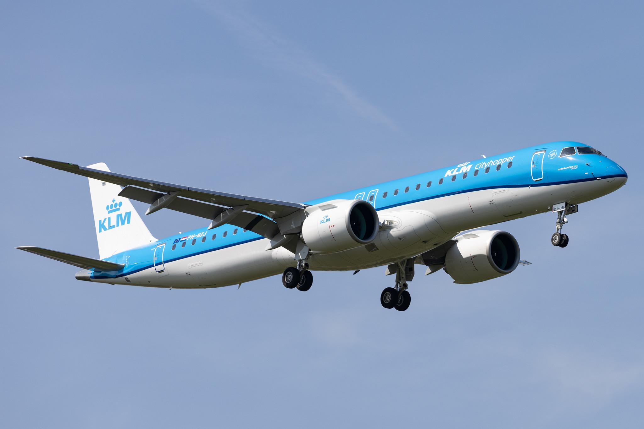 London Heathrow: KLM (KL / KLM) | Operator: KLM Cityhopper |  Embraer E195-E2 E295 | PH-NXJ | MSN 19020065