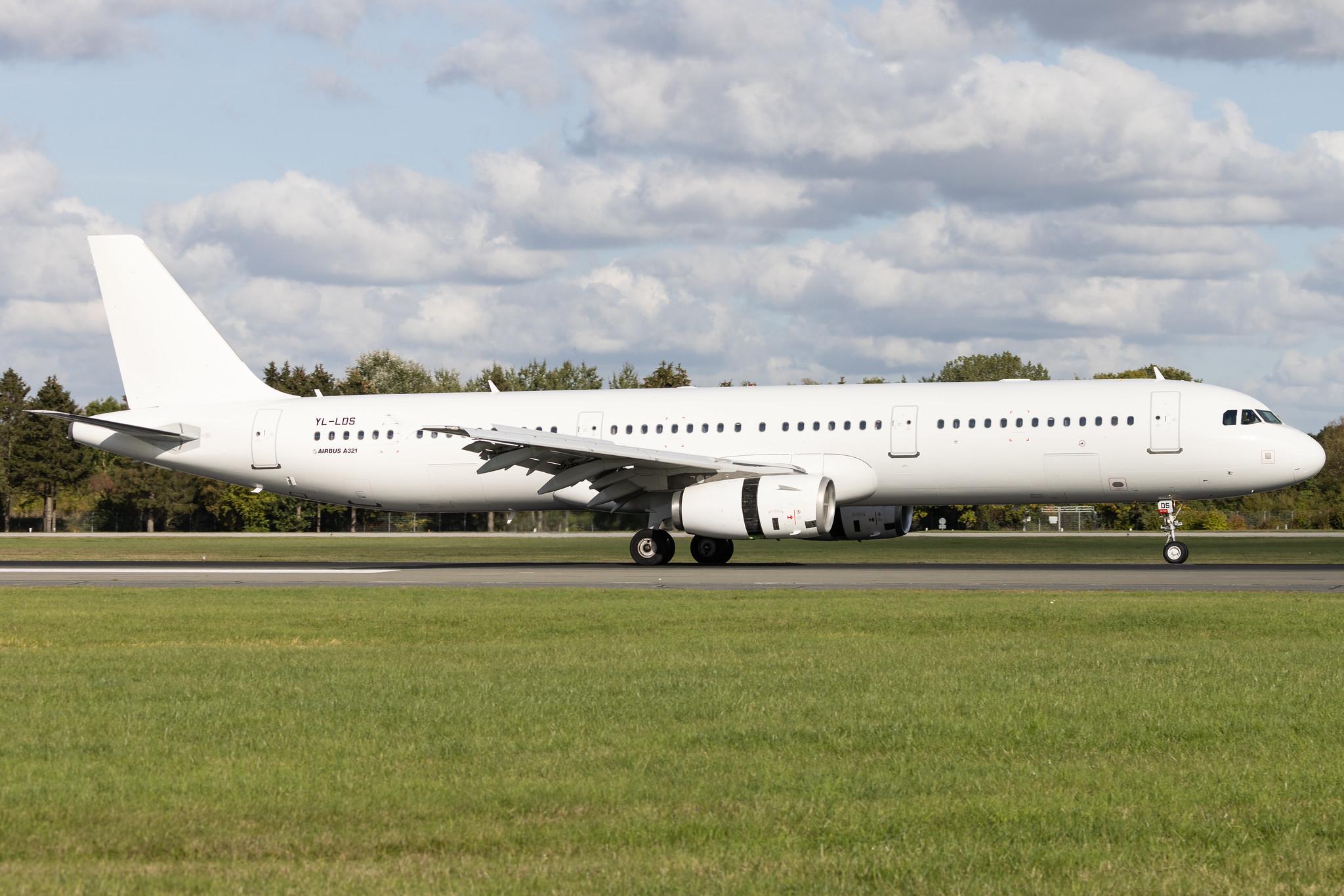 Hamburg Airport: SmartLynx (6Y / ART) |  Airbus A321-231 A321 | YL-LDS | MSN 05074