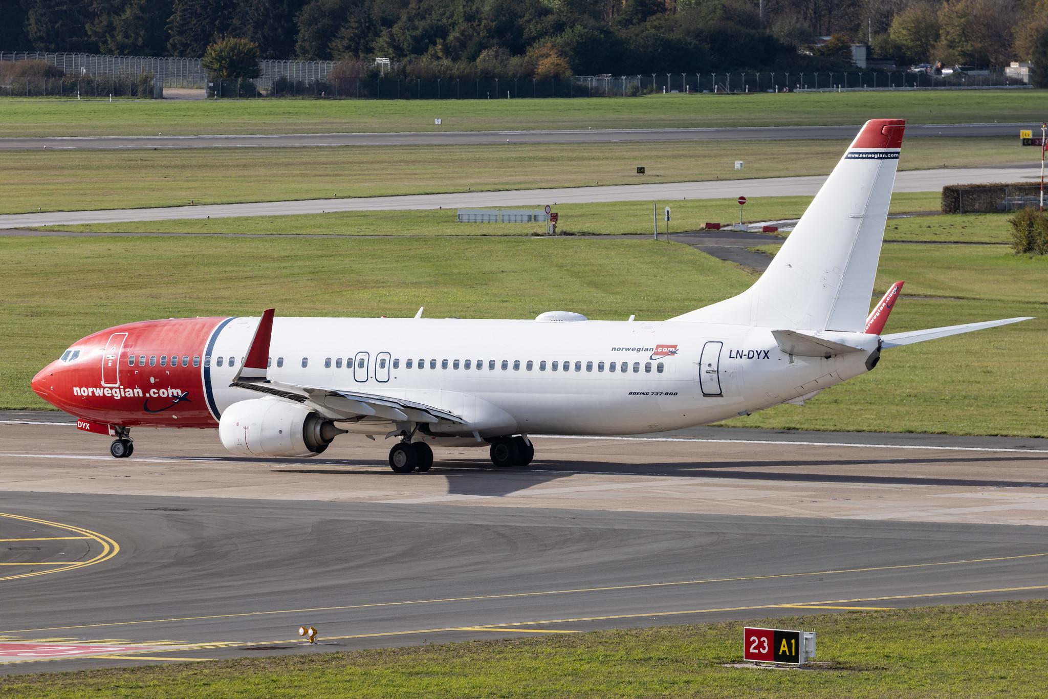 Hamburg Airport: Norwegian (DY / NAX) | Operator: Norwegian Air Shuttle AOC | Boeing 737-8JP B738 | LN-DYX | MSN 39011