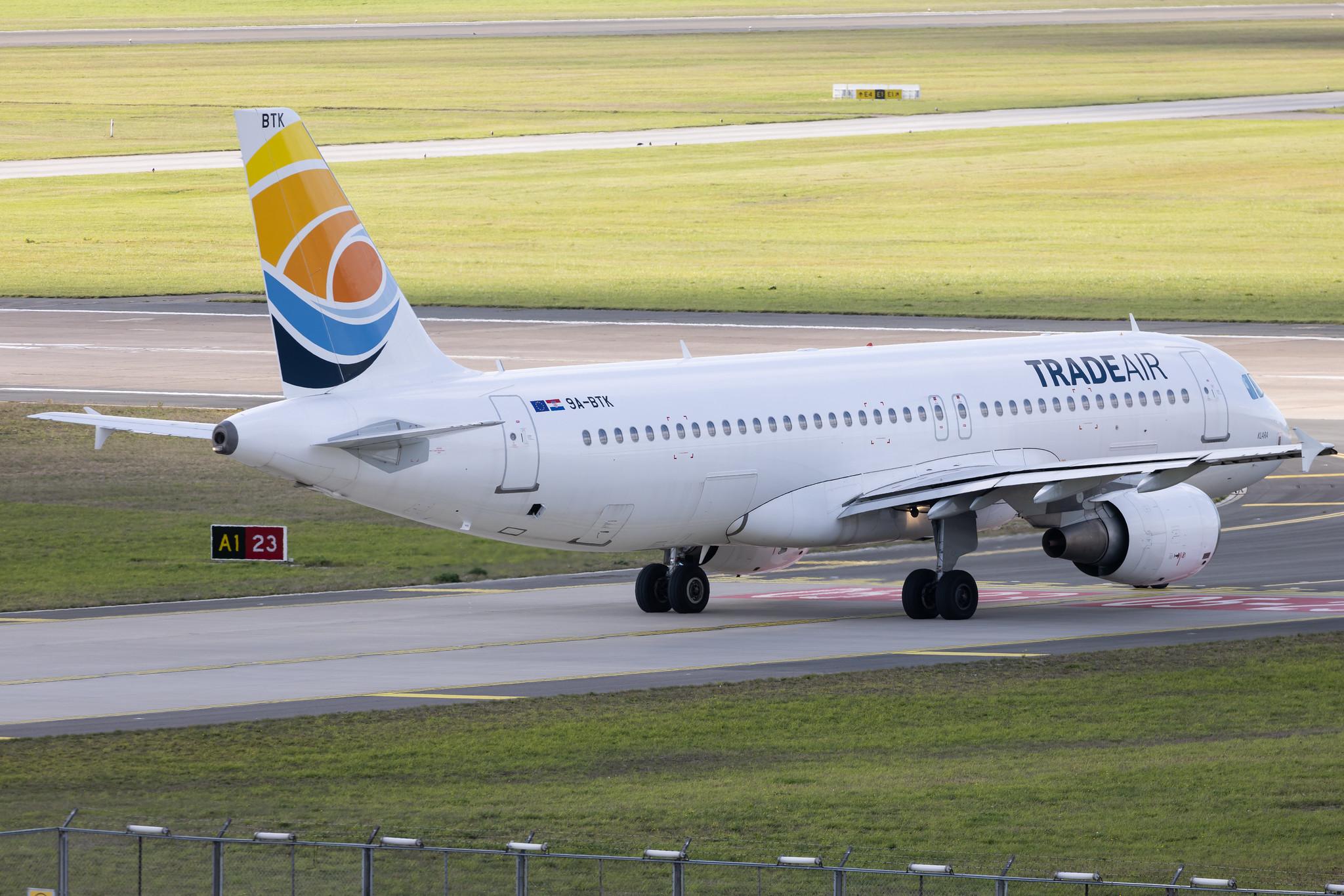 Hamburg Airport: Trade Air (C3 / TDR) | Airbus A320-214 A320 | 9A-BTK | MSN 02569