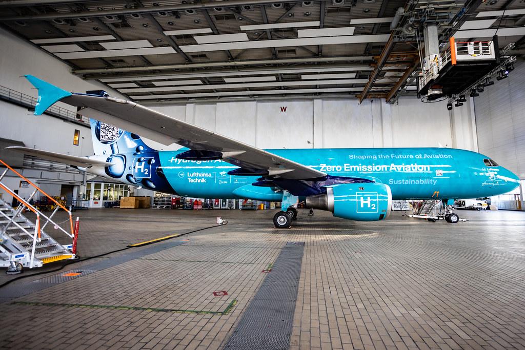 Hamburg Airport: The Hydrogen Aviation Lab of Lufthansa Technik, DLR, ZAL and Hamburg Airport