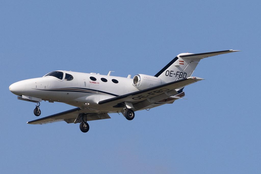 Flughafen Berlin Brandenburg: GlobeAir (/ GAC) | Cessna 510 Citation Mustang C510 | OE-FBD | MSN 510-0303